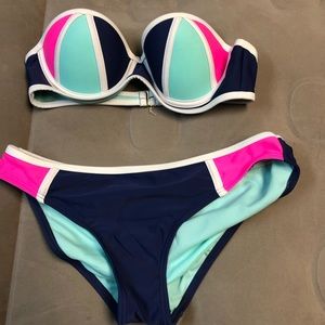 Strapless bikini set